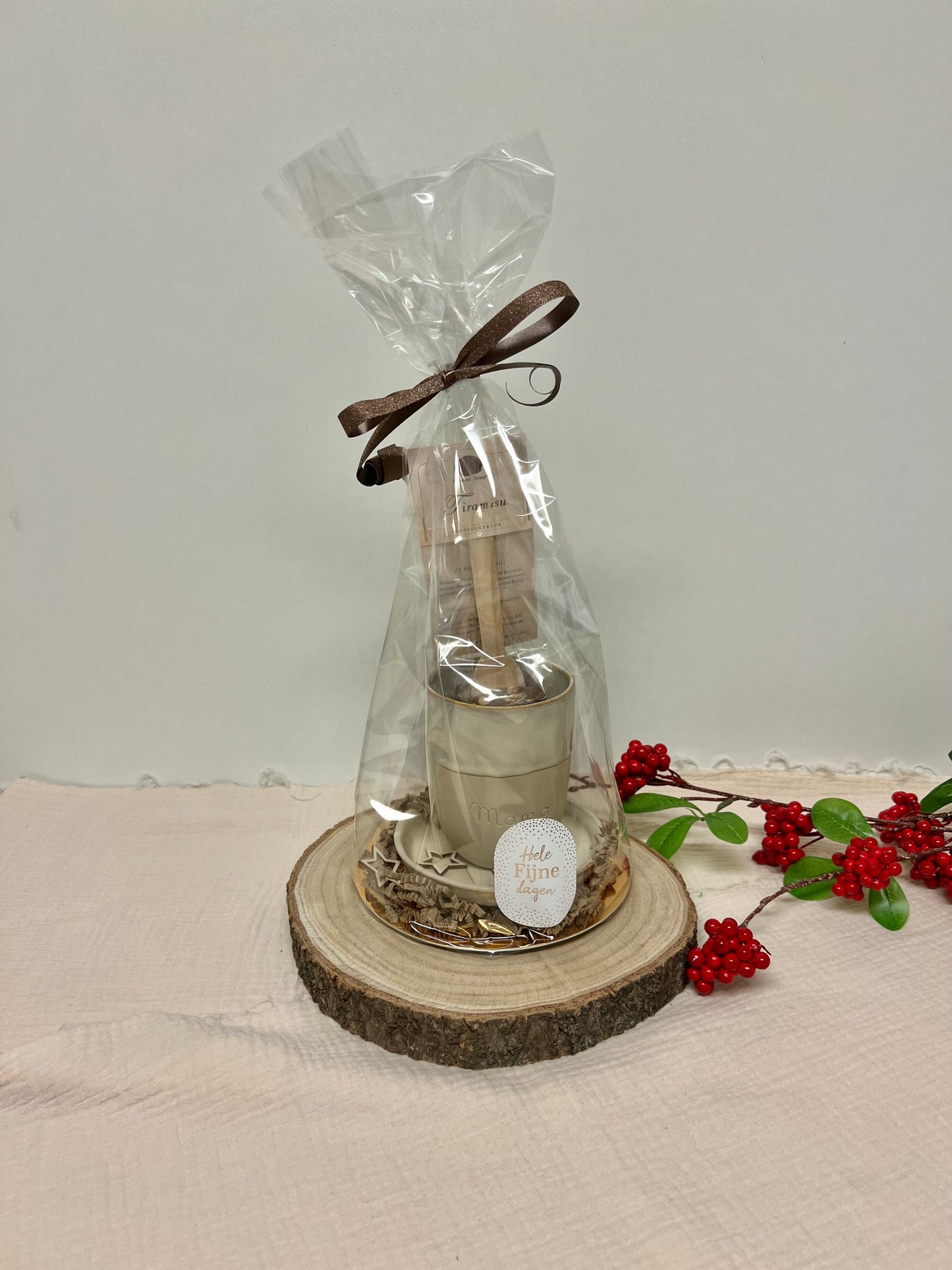 Cadeaupakket - Keramiek beige groot 'Mama'