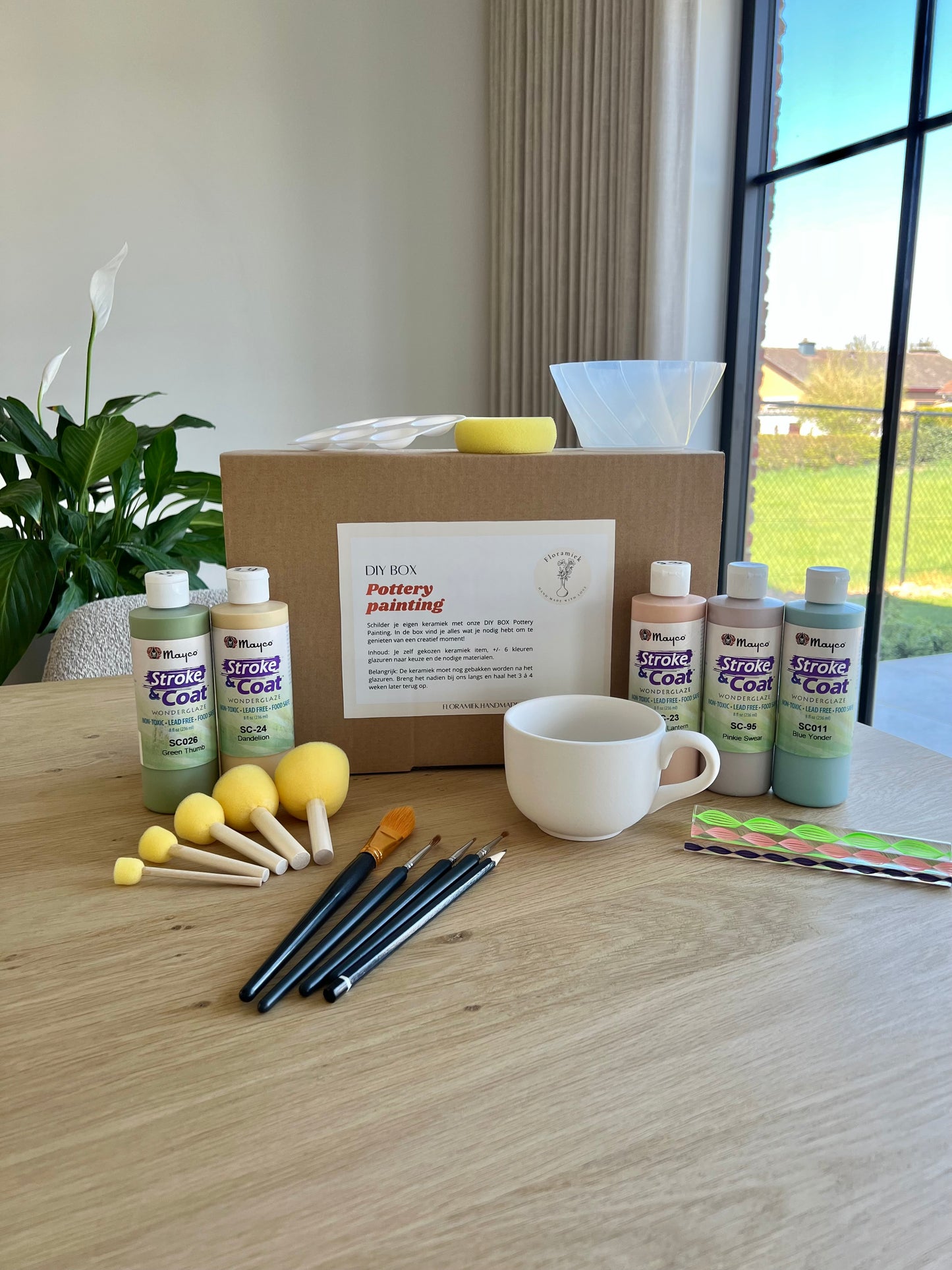 DIY Box - Pottery painting @Home